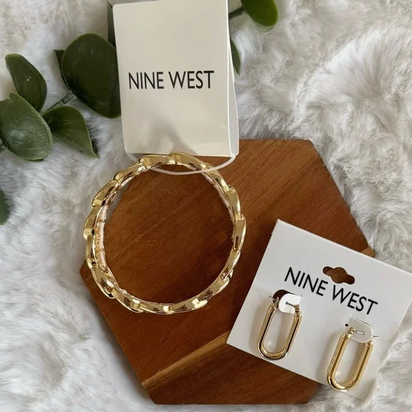 NINE WEST NWT Set! Gold Tone Curb Chain Stretch Bracelet + Long Hoop Earrings - Picture 10 of 14